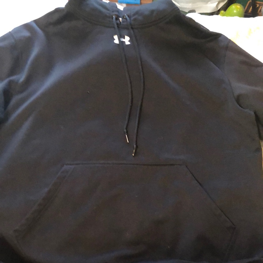 Men’s under armour hoodie
